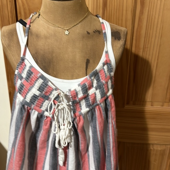 CALIFORNIA MOON RISE RACERBACK TANK TOP SMALL NWT - Picture 2 of 12